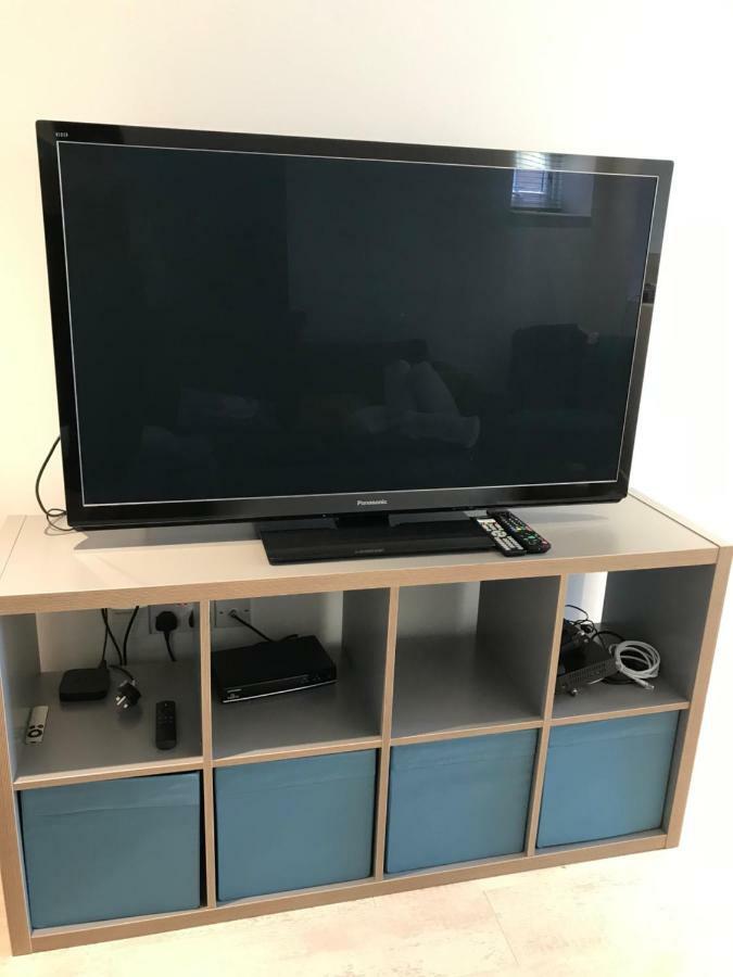 Lyme View Apartment Lyme Regis Ngoại thất bức ảnh